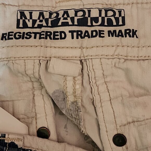 Napapijri White Blue Floral Print 100% Cotton Chino Shorts - Picture 5 of 7